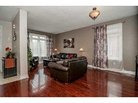 80 Empire Dr, House detached with 3 bedrooms, 3 bathrooms and 6 parking in Barrie ON | Image 2