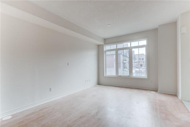 Th5 - 16 Eaton Park Lane, House attached with 3 bedrooms, 3 bathrooms and 1 parking in Toronto ON | Image 2