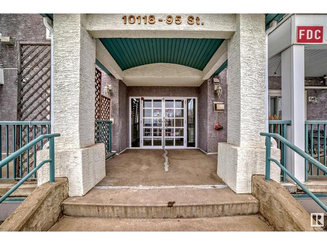 402 - 10118 95 St Nw, Condo with 2 bedrooms, 2 bathrooms and null parking in Edmonton AB | Image 4
