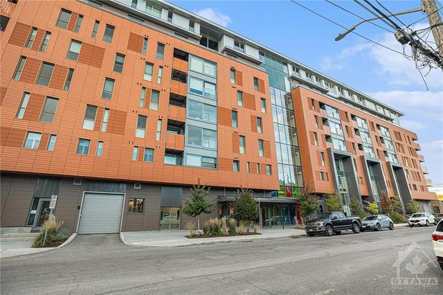 205 - 135 Barrette Street, Condo with 1 bedrooms, 1 bathrooms and 1 parking in Ottawa ON | Image 1