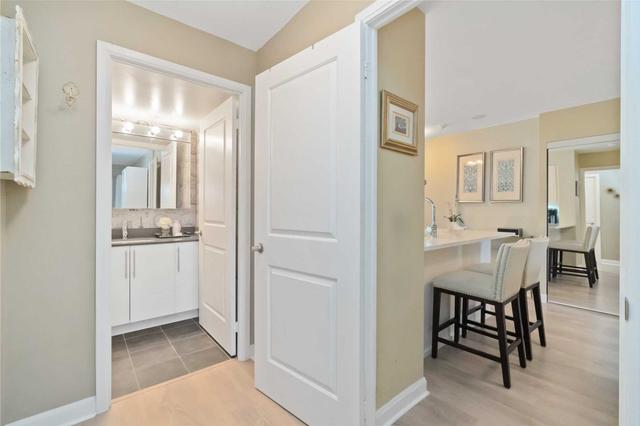 201 - 1 Michael Power Pl, Condo with 2 bedrooms, 2 bathrooms and 1 parking in Toronto ON | Image 10