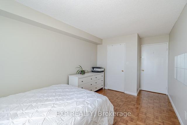 2207 - 155 Hillcrest Ave, Condo with 1 bedrooms, 1 bathrooms and 1 parking in Mississauga ON | Image 6