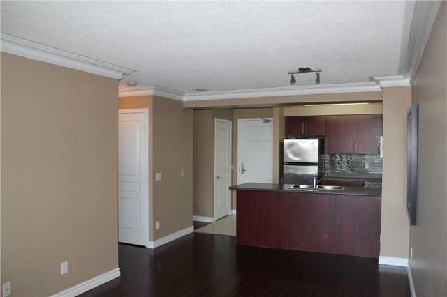 915 - 350 Red Maple Rd, Condo with 1 bedrooms, 1 bathrooms and 2 parking in Richmond Hill ON | Image 5