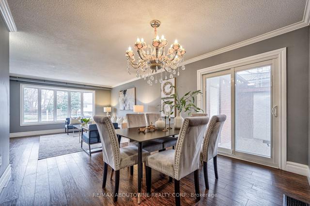 872 Mcbride Ave, House detached with 4 bedrooms, 3 bathrooms and 6 parking in Mississauga ON | Image 4