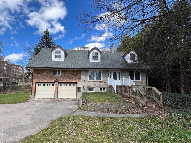 74 Mcdougall Road, House detached with 7 bedrooms, 3 bathrooms and 13 parking in Waterloo ON | Image 28