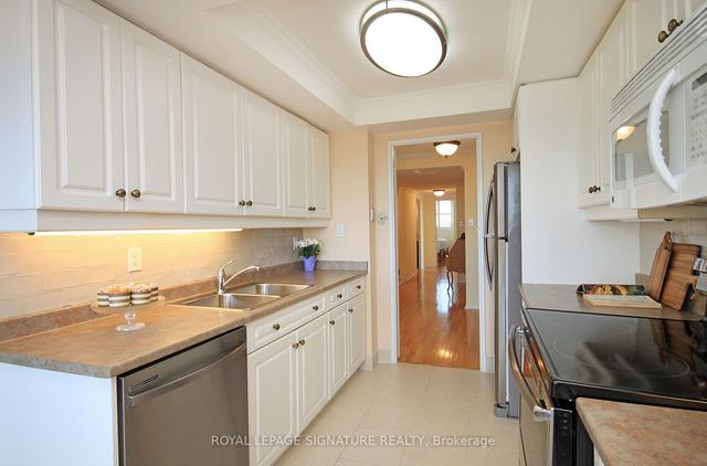 2005 - 75 Wynford Hts Cres, Condo with 3 bedrooms, 2 bathrooms and 2 parking in Toronto ON | Image 8