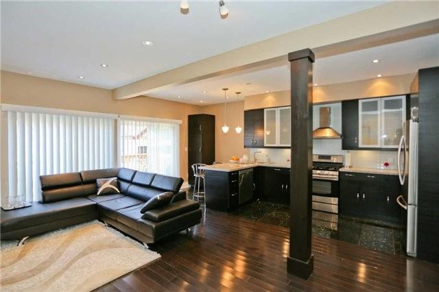 35 Rothsay Ave, House detached with 4 bedrooms, 4 bathrooms and 4 parking in Toronto ON | Image 8