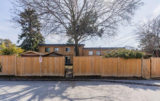 20 Cottonwood Dr, Townhouse with 3 bedrooms, 2 bathrooms and 1 parking in Toronto ON | Image 33