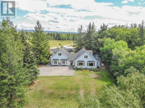 442 Richards Road, House detached with 6 bedrooms, 3 bathrooms and null parking in Quesnel BC | Card Image