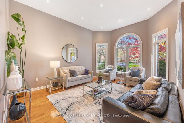 42 Bowring Walk, House detached with 4 bedrooms, 3 bathrooms and 6 parking in Toronto ON | Image 34
