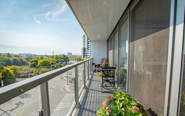 413 - 170 Bayview Ave, Condo with 2 bedrooms, 2 bathrooms and 1 parking in Toronto ON | Image 3
