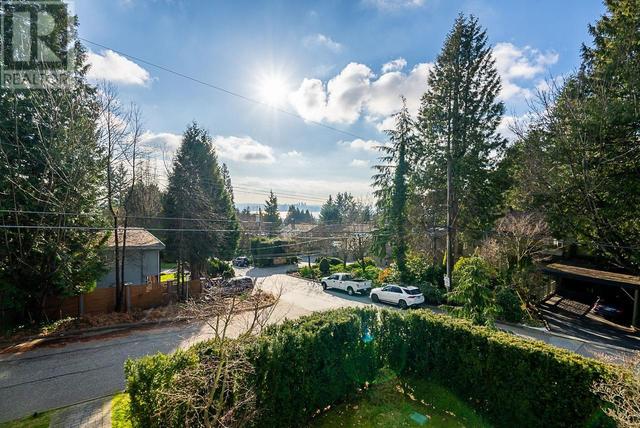 314 E Carisbrooke Road, House detached with 6 bedrooms, 6 bathrooms and 3 parking in North Vancouver BC | Image 25