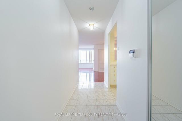 991 - 1 Greystone Walk Dr, Condo with 2 bedrooms, 1 bathrooms and 1 parking in Toronto ON | Image 16