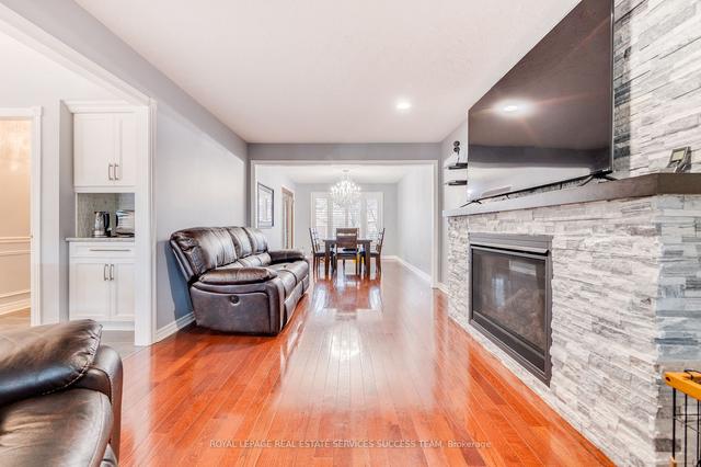 320 Annabelle St, House detached with 4 bedrooms, 4 bathrooms and 6 parking in Hamilton ON | Image 38