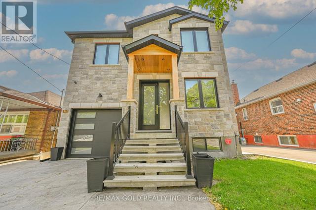 110 Richardson Ave, House detached with 4 bedrooms, 4 bathrooms and 5 parking in Toronto ON | Image 1