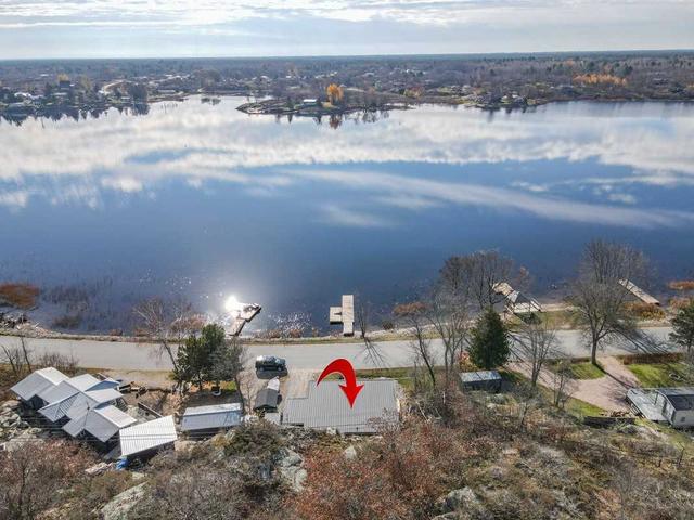 1083 Riverside Dr, House detached with 2 bedrooms, 1 bathrooms and 4 parking in Parry Sound, Unorganized, Centre Part ON | Image 18