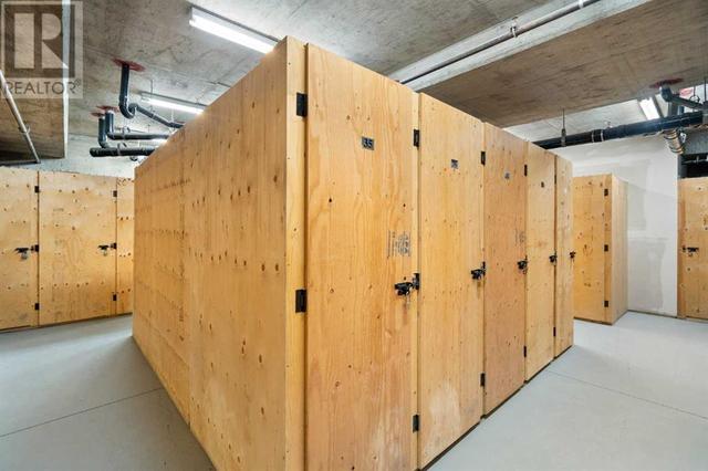 private storage locker in parkade | Image 22