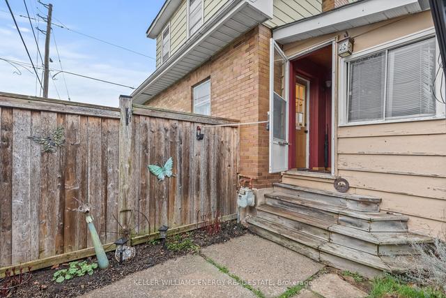 337 Division St, House detached with 3 bedrooms, 1 bathrooms and 3 parking in Oshawa ON | Image 28