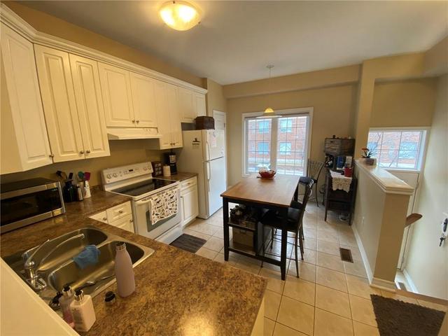 682 Summers Common, House attached with 2 bedrooms, 1 bathrooms and 1 parking in Burlington ON | Image 4