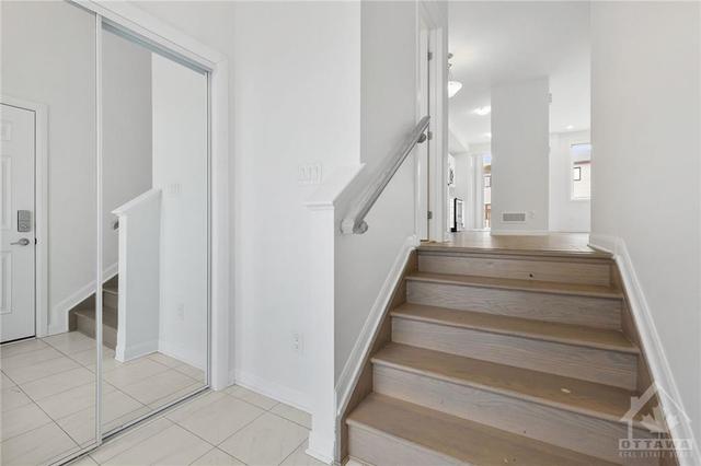 648 Hamsa Street, Townhouse with 3 bedrooms, 4 bathrooms and 3 parking in Ottawa ON | Image 17