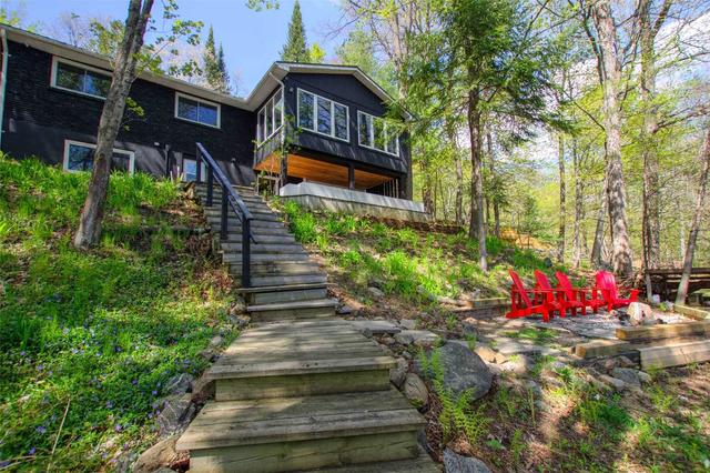 1015 Bayview Point Rd, House detached with 3 bedrooms, 2 bathrooms and 5 parking in Lake of Bays ON | Image 12