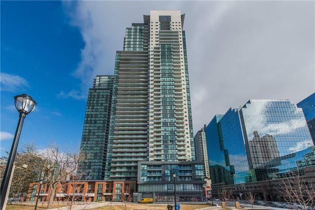 lph201 - 5168 Yonge St, Condo with 2 bedrooms, 2 bathrooms and 1 parking in Toronto ON | Image 1
