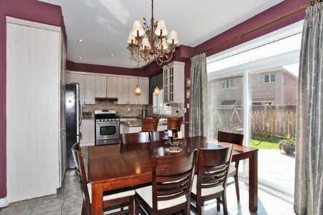 12 Lanebrook Dr, House detached with 4 bedrooms, 4 bathrooms and 4 parking in Brampton ON | Image 4