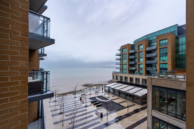 401 - 2060 Lakeshore Rd, Condo with 1 bedrooms, 1 bathrooms and 2 parking in Burlington ON | Image 14