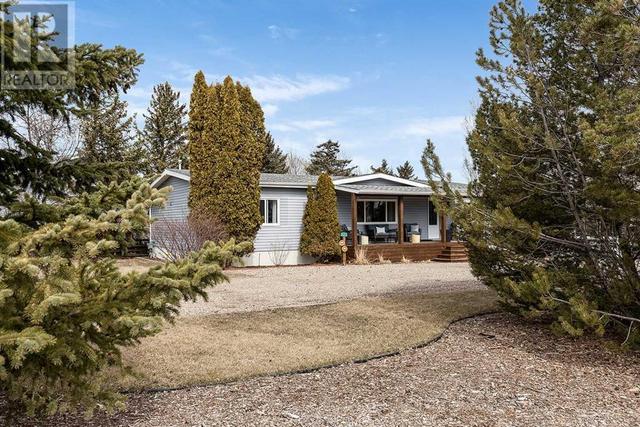 522 8 Street, House other with 3 bedrooms, 2 bathrooms and 6 parking in Cypress County AB | Image 1