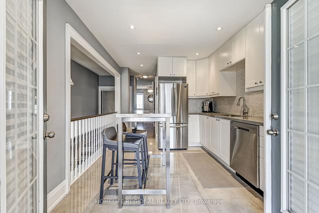 43 - 601 Shoreline Dr, Townhouse with 3 bedrooms, 2 bathrooms and 2 parking in Mississauga ON | Image 3