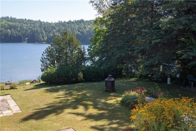 52 Wiltom Drive, House detached with 3 bedrooms, 2 bathrooms and 4 parking in Madawaska Valley ON | Image 6