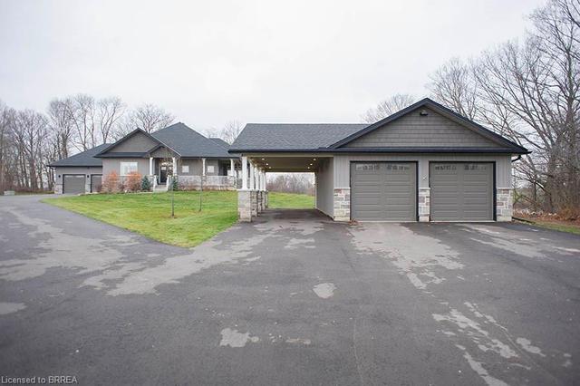 1 Brant Mill Road, House detached with 4 bedrooms, 2 bathrooms and null parking in Brant ON | Image 7
