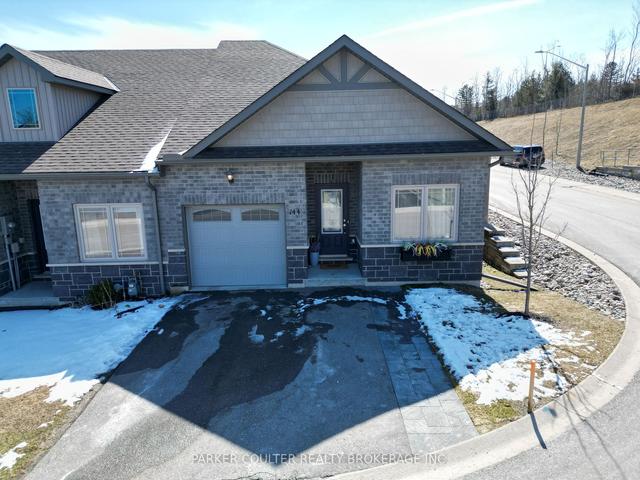 144 Lily Dr, House attached with 2 bedrooms, 2 bathrooms and 3 parking in Orillia ON | Image 24