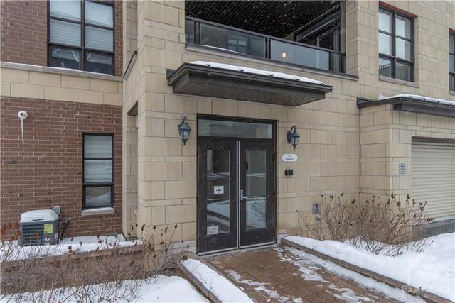 204 - 351 Bayrose Drive, Condo with 2 bedrooms, 2 bathrooms and 1 parking in Ottawa ON | Image 2