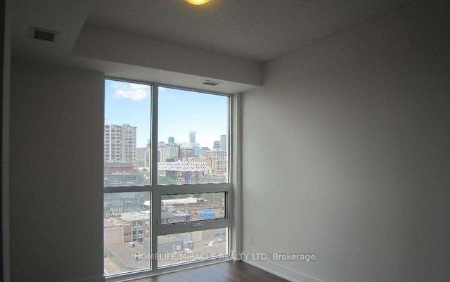 1201 - 318 Richmond St W, Condo with 1 bedrooms, 1 bathrooms and 0 parking in Toronto ON | Image 21