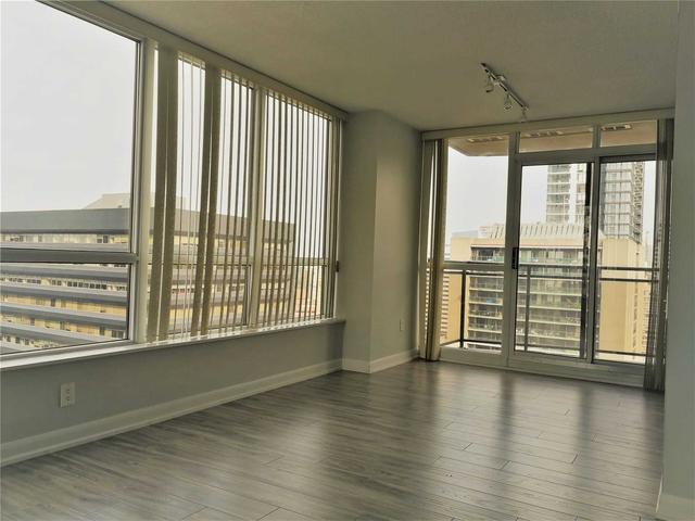 2908 - 33 Sheppard Ave E, Condo with 2 bedrooms, 2 bathrooms and 1 parking in Toronto ON | Image 4