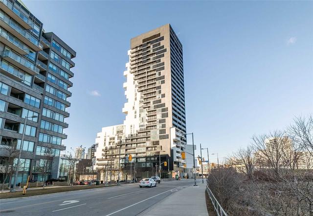 1708 - 170 Bayview Ave, Condo with 2 bedrooms, 2 bathrooms and 1 parking in Toronto ON | Image 1