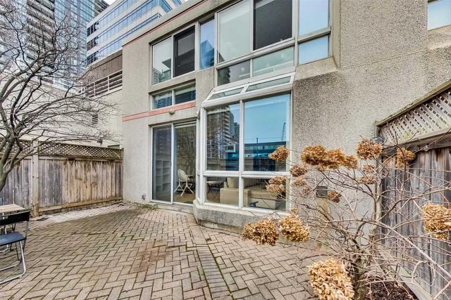 th5 - 11 Broadway Ave, Condo with 2 bedrooms, 2 bathrooms and 1 parking in Toronto ON | Image 18