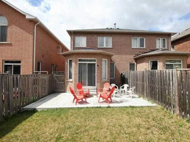 64 Rocky Point Cres, House semidetached with 3 bedrooms, 3 bathrooms and 2 parking in Brampton ON | Image 17