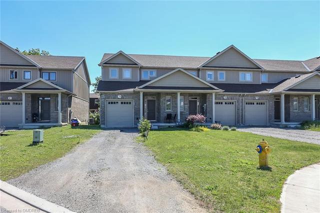 79 Manhattan Court Court, House attached with 3 bedrooms, 2 bathrooms and 3 parking in St. Catharines ON | Image 5
