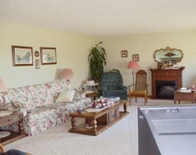 364 Essa Rd, House detached with 3 bedrooms, 2 bathrooms and 6 parking in Barrie ON | Image 4