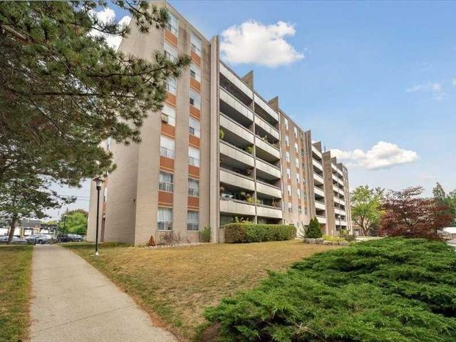 607 - 3621 Lake Shore Blvd W, Condo with 2 bedrooms, 1 bathrooms and 1 parking in Toronto ON | Image 16