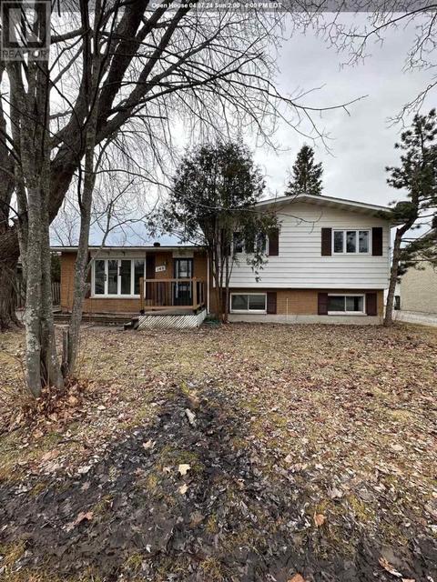 148 Westridge Rd, House detached with 3 bedrooms, 2 bathrooms and null parking in Sault Ste. Marie ON | Card Image