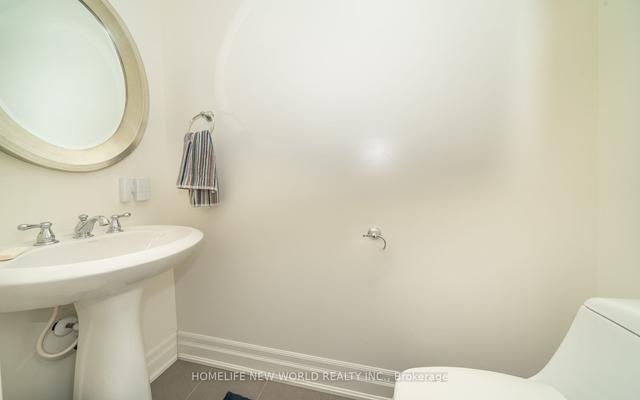 363b Roehampton Ave, Townhouse with 3 bedrooms, 3 bathrooms and 1 parking in Toronto ON | Image 32