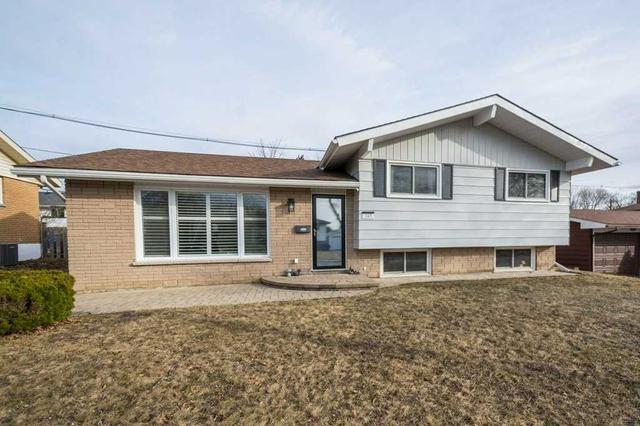 243 Mcgill St, House detached with 3 bedrooms, 1 bathrooms and 3 parking in Quinte West ON | Image 1