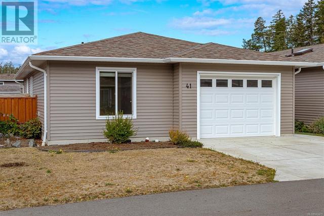 41 - 7586 Tetayut Rd, House other with 2 bedrooms, 1 bathrooms and 2 parking in East Saanich 2 BC | Image 2