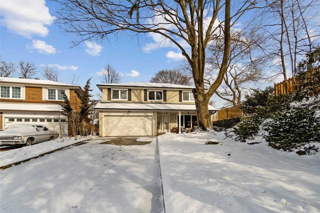 15 Sherin Crt, House detached with 4 bedrooms, 4 bathrooms and 6 parking in Toronto ON | Image 1