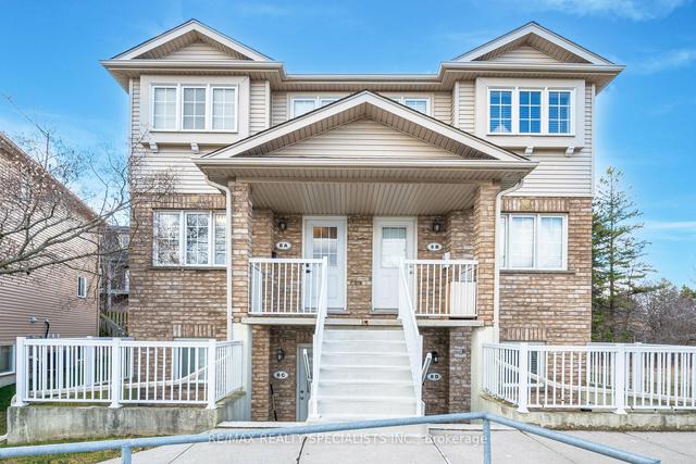 8a - 50 Howe Dr, Townhouse with 3 bedrooms, 2 bathrooms and 1 parking in Kitchener ON | Image 1
