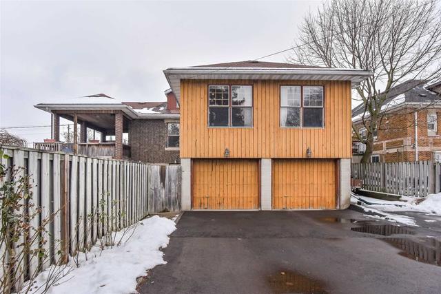 208 Eramosa Rd, House detached with 3 bedrooms, 3 bathrooms and 10 parking in Guelph ON | Image 12