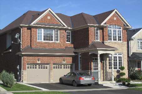 180 Reeves Way Blvd, House detached with 4 bedrooms, 3 bathrooms and 2 parking in Whitchurch Stouffville ON | Image 1